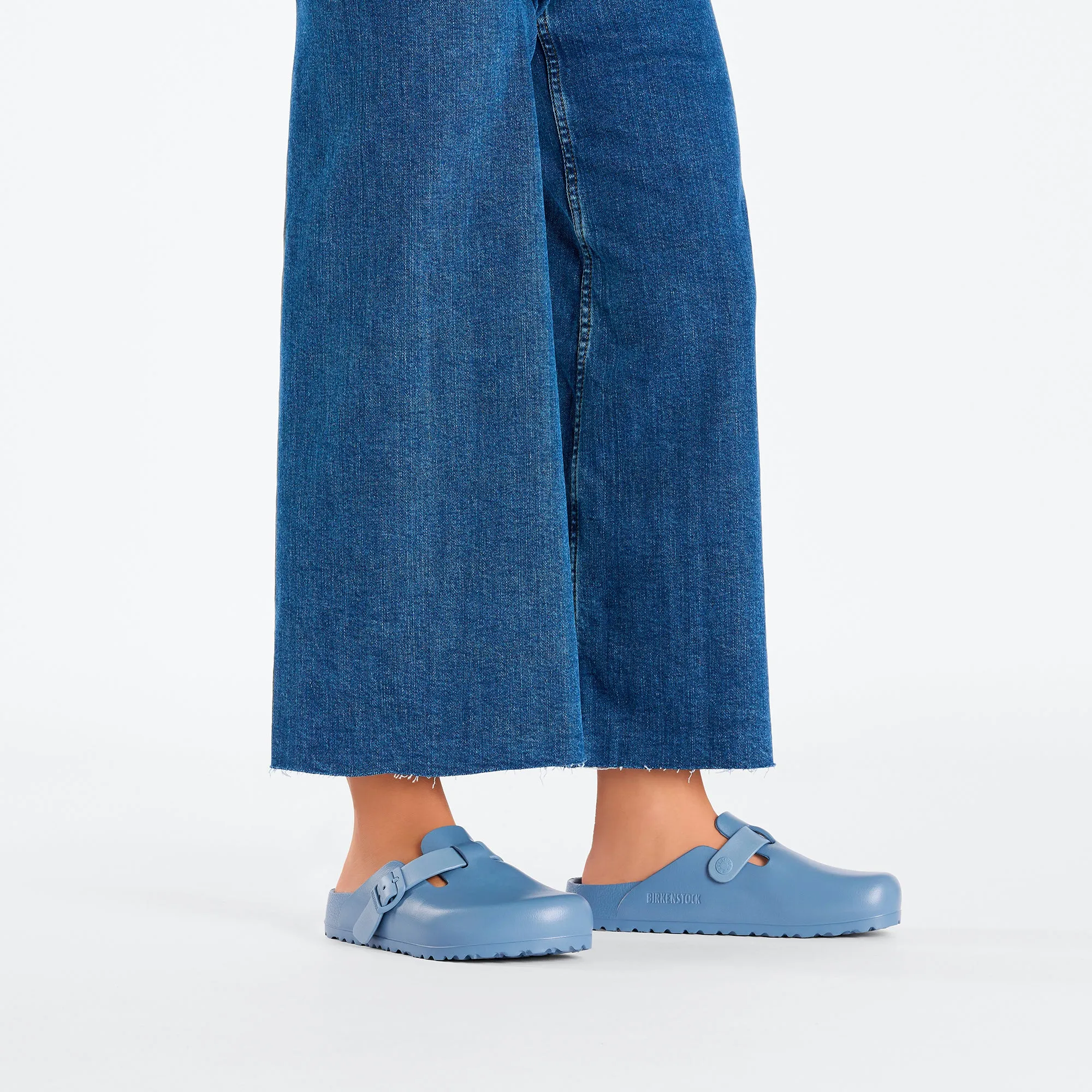 BIRKENSTOCK BOSTON ESSENTIALS NARROW FIT IN ELEMENTAL BLUE