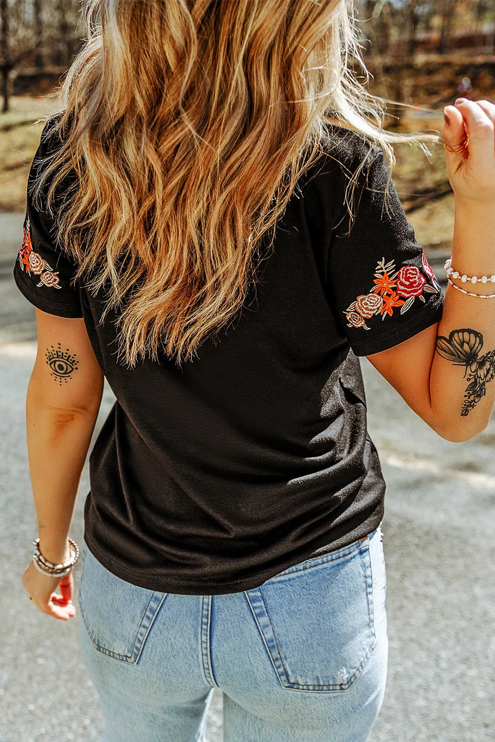 Black Casual Floral Embroidered Round Neck T Shirt