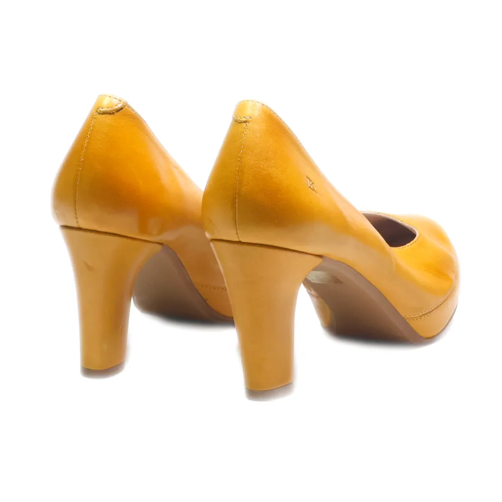 Dorking High-Heel Shoes Leather Yellow Colour For Women