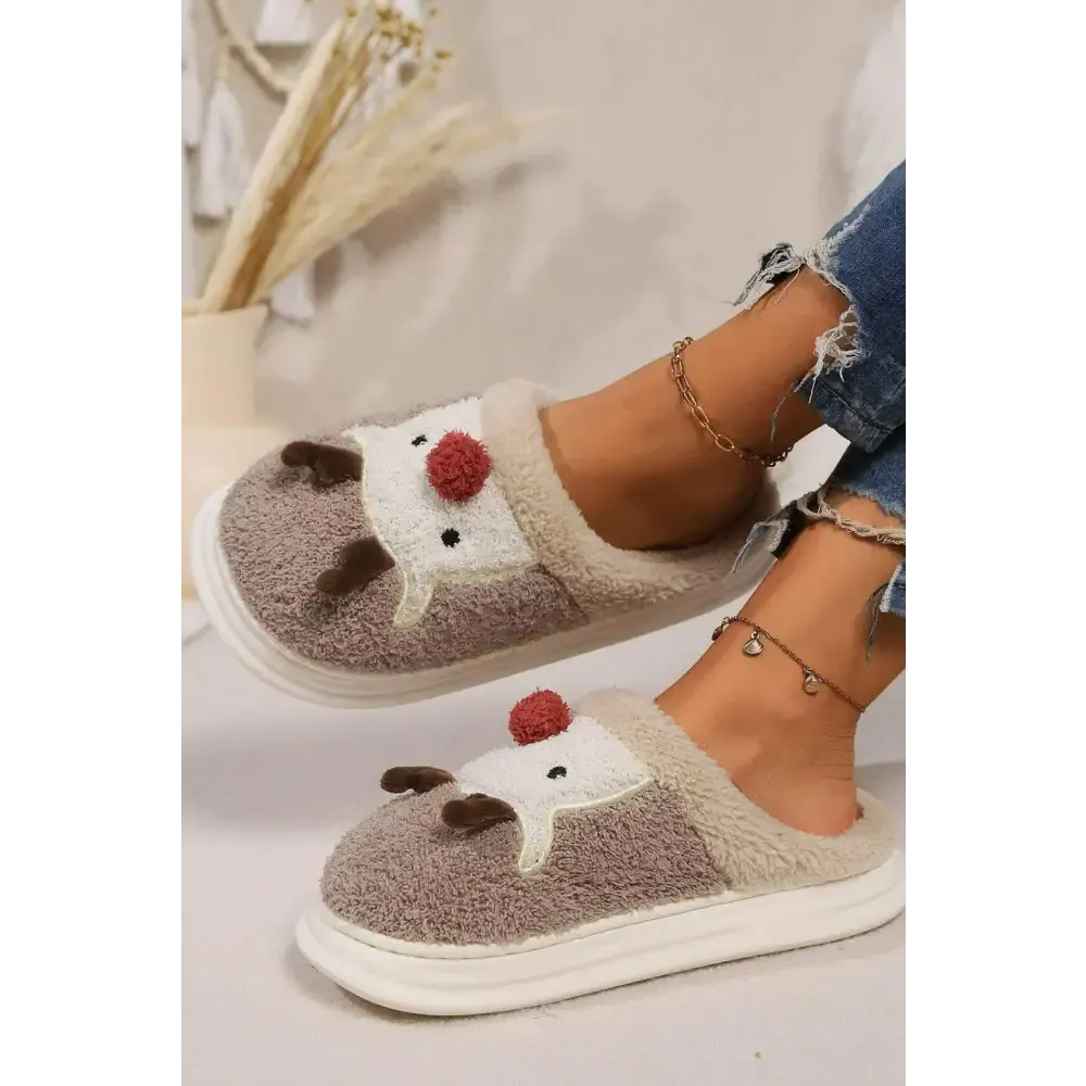 Indulge in Luxury Fashion for Women with Exclusive Chic Slippers