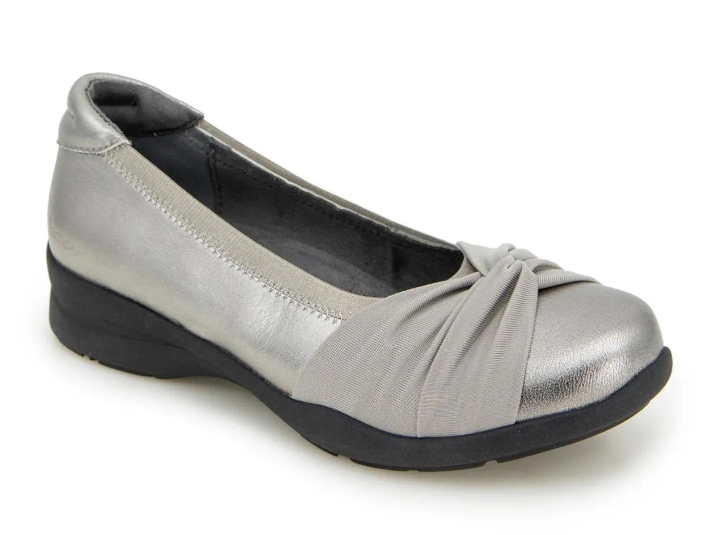 Jambu: Tara in Gunmetal