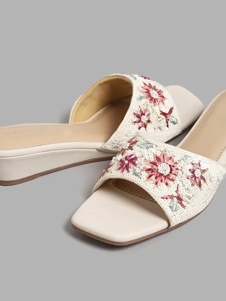 LUNA BLU Off White Floral Embellished Sandals