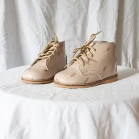 Milo Boot | Wheat