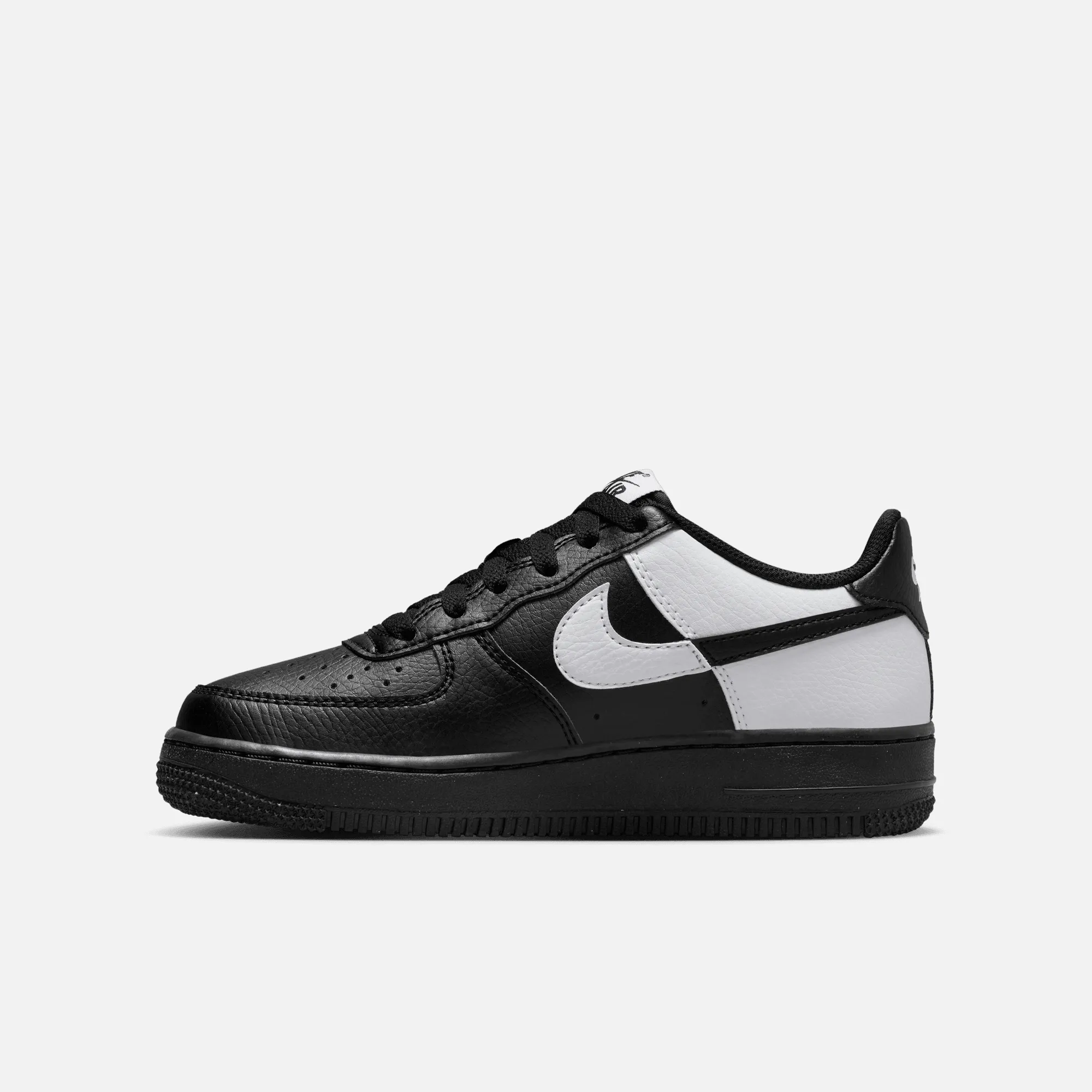 Nike Big Kids' Air Force 1 Low Next Nature Black White (GS)