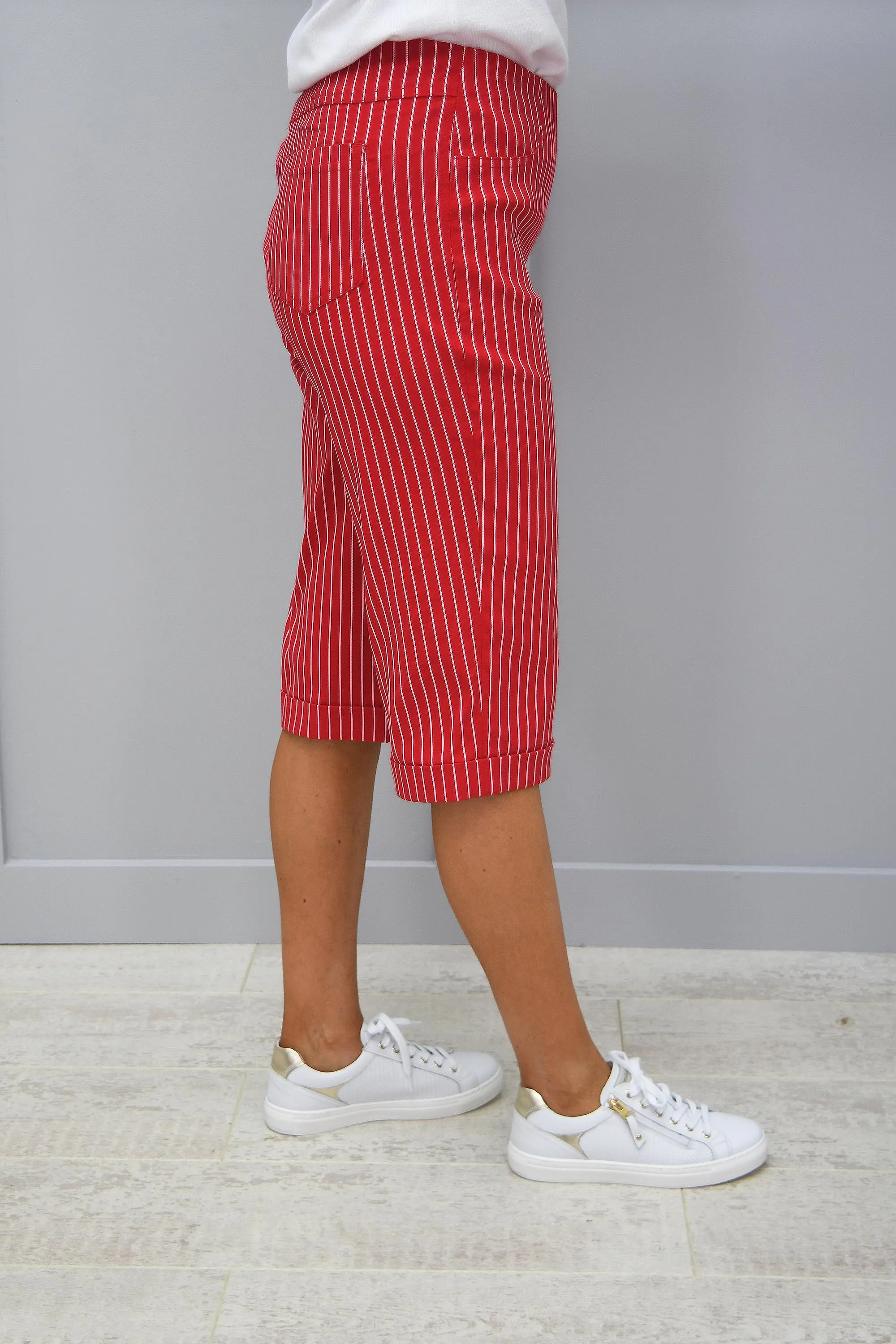 Robell Bella 05 Red Pin Striped Short - 51625 54567 41