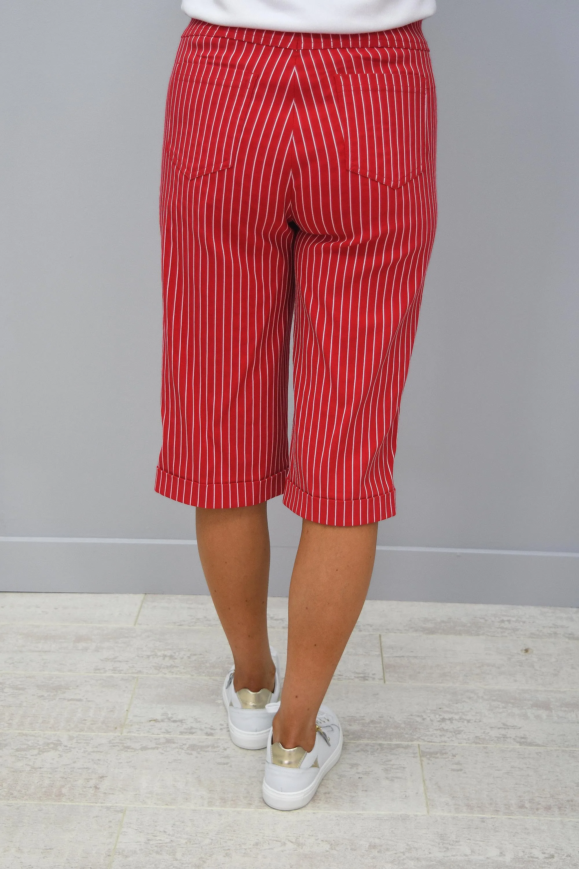 Robell Bella 05 Red Pin Striped Short - 51625 54567 41