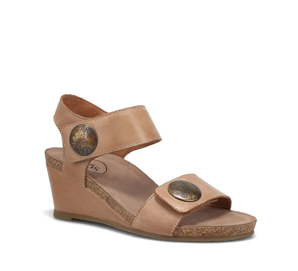 Taos Women's Carousel 3 - Tan