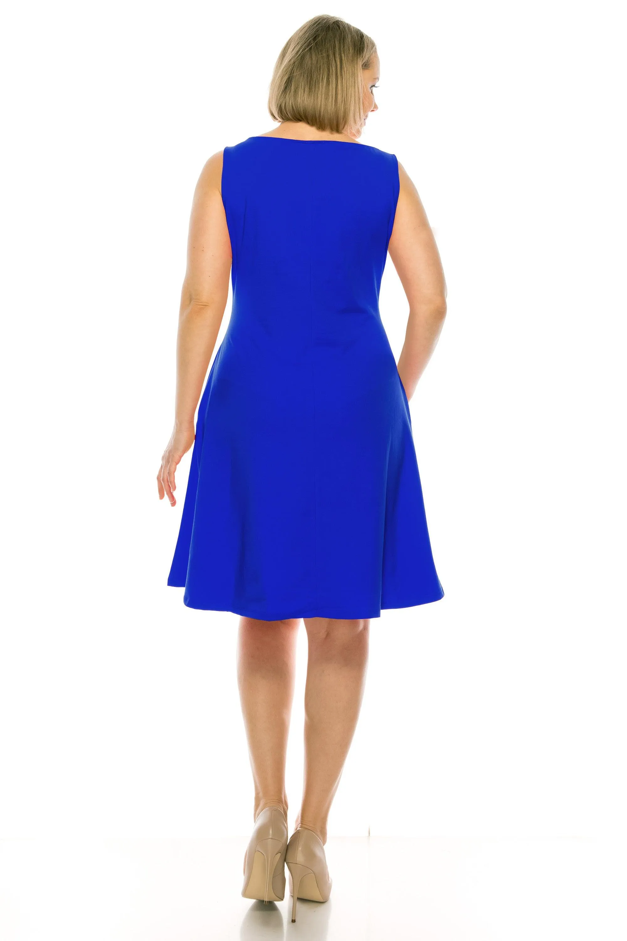 Women's Plus Size Sleeveless A-Line Midi Dress with Pockets