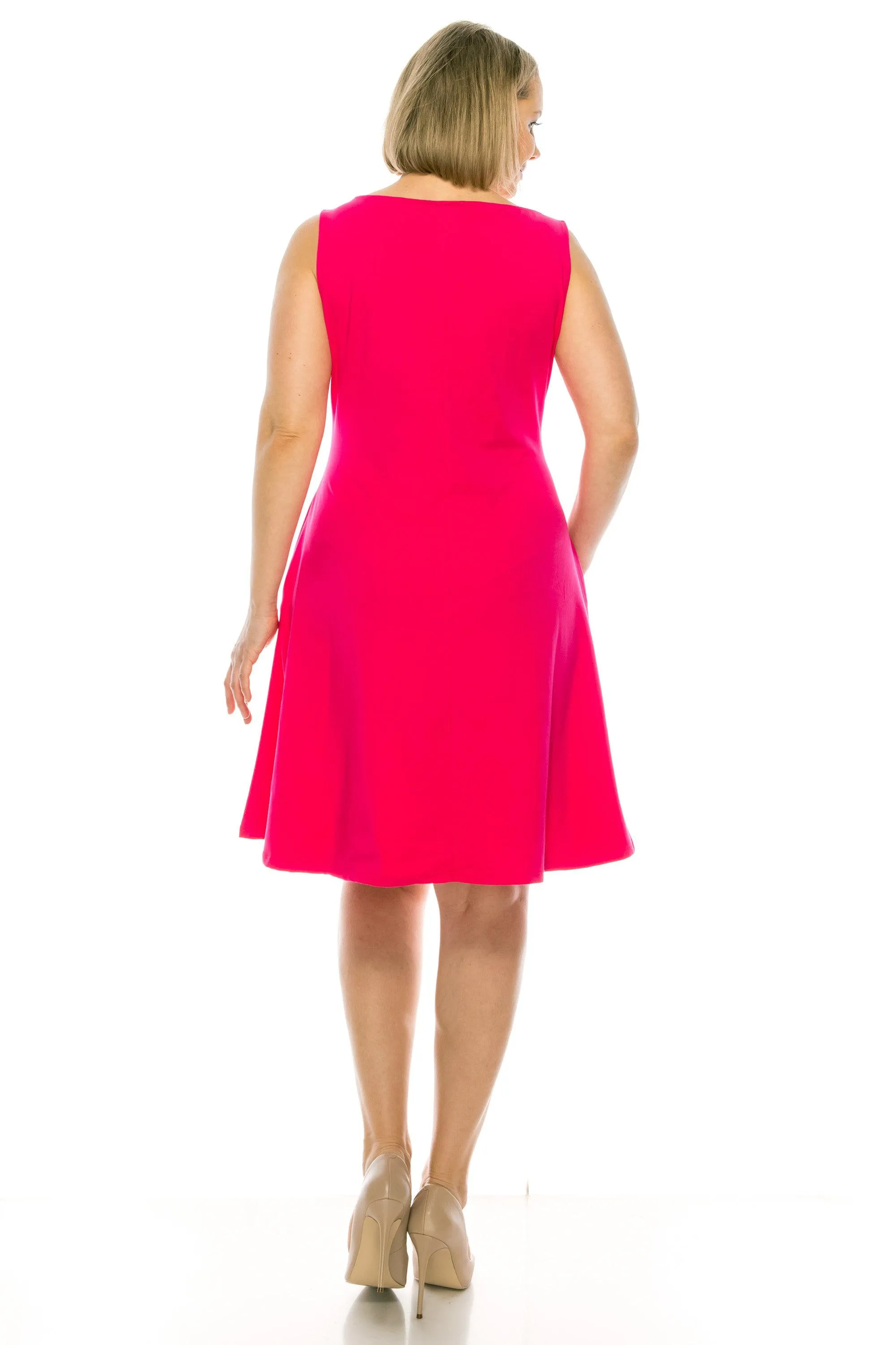 Women's Plus Size Sleeveless A-Line Midi Dress with Pockets